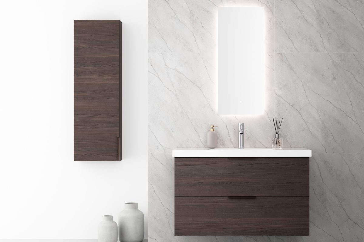 TEMAL kylpyhuone, Stella, skandinaavinen kylpyhuone, allaskaappi, valopeili, puolikorkea kaappi